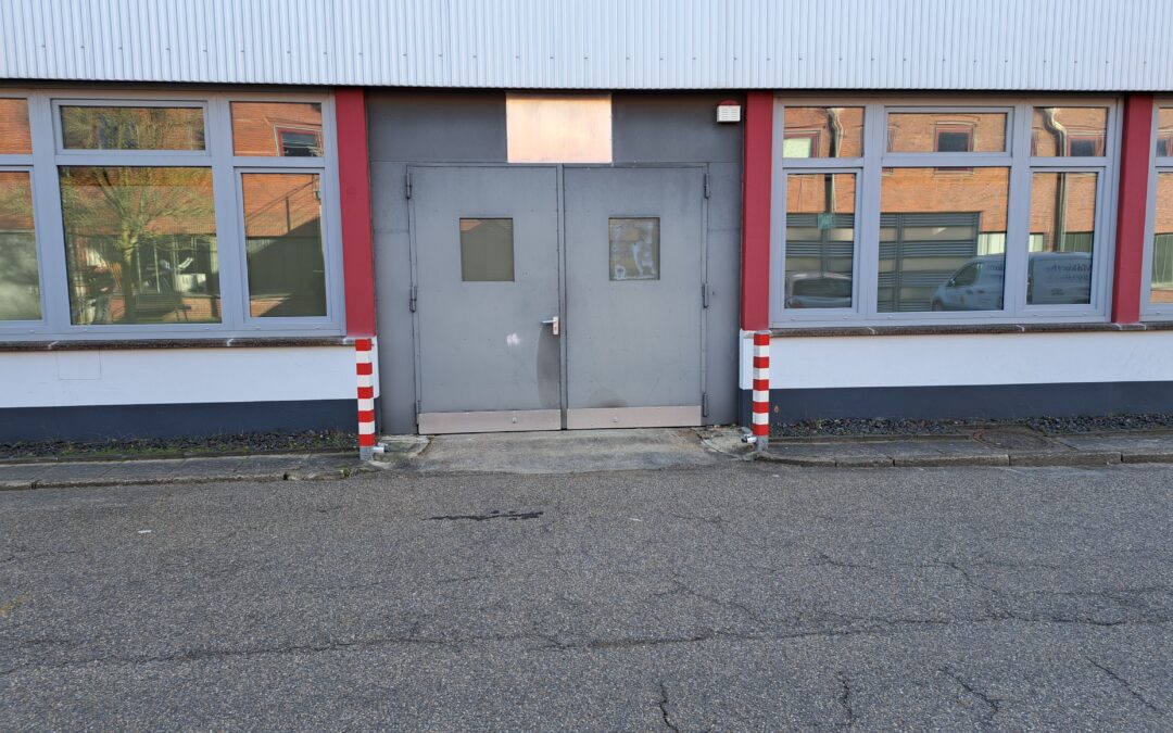 Lagerfläche ca. 331 qm in Verbindung mit einer Büroeinheit zu vermieten